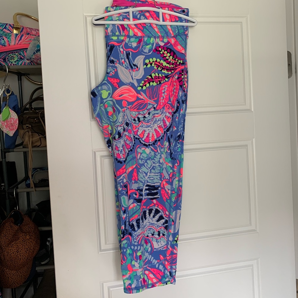 Lilly Luxletic Capri legging EUC